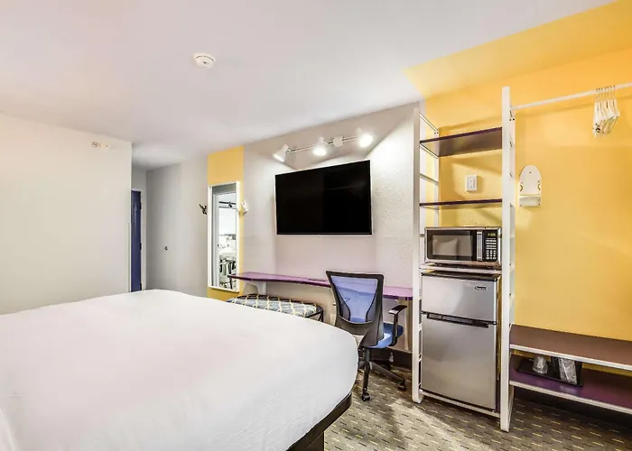 Clarion Pointe Tallahassee-state Capitol Hotel 4*