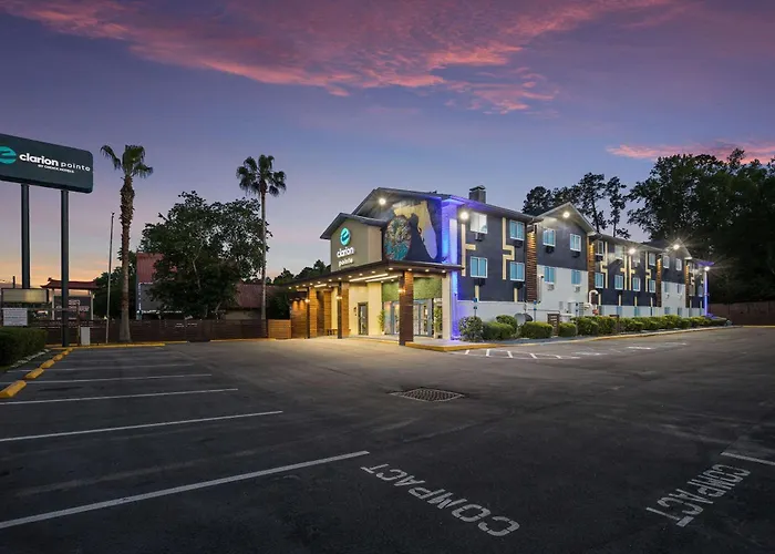 Hotel Clarion Pointe Tallahassee-state Capitol 4*